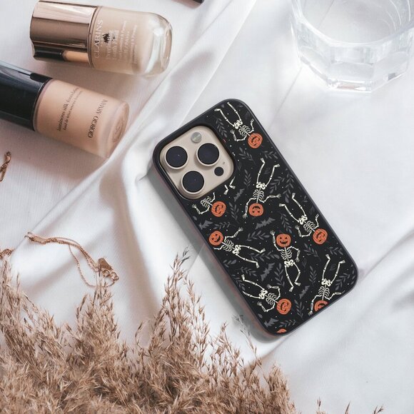 Halloween Phone Cover – iPhone 16, 15 Pro, Galaxy S25, S24, S24 Ultra, Pixel 9 - Picture 6 of 9